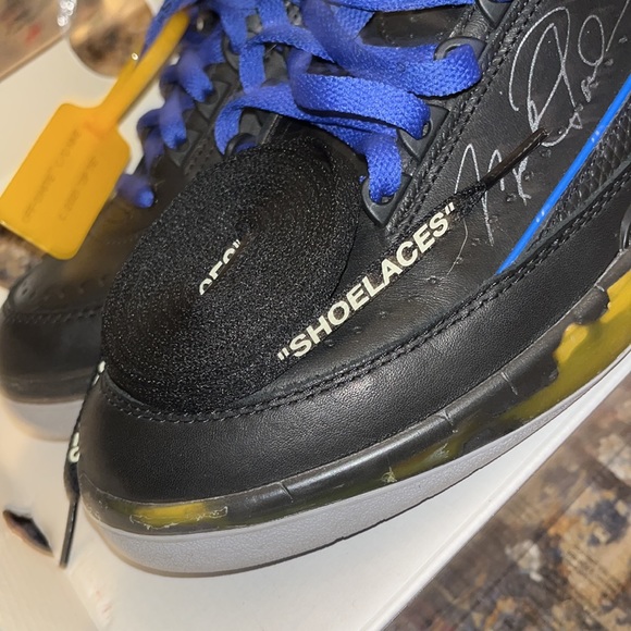 9.5 condition lightly worn - Picture 8 of 8